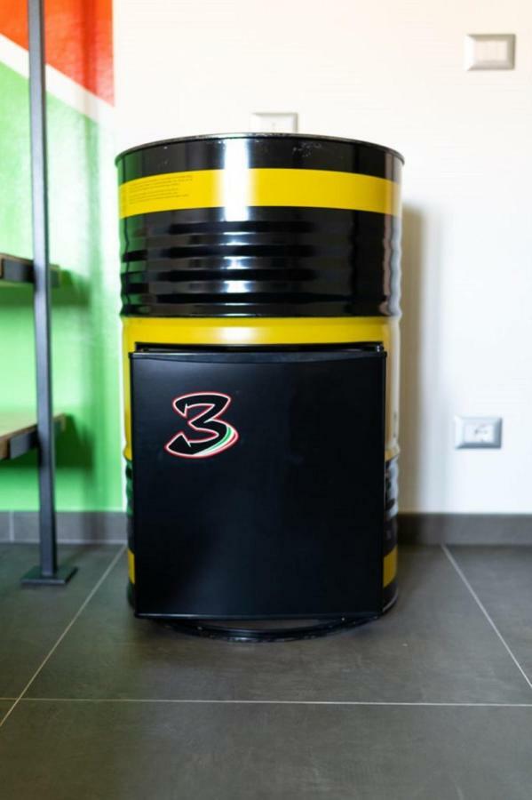 Italian Piston House Sport Moto Rent Bed & Breakfast Millesimo ภายนอก รูปภาพ