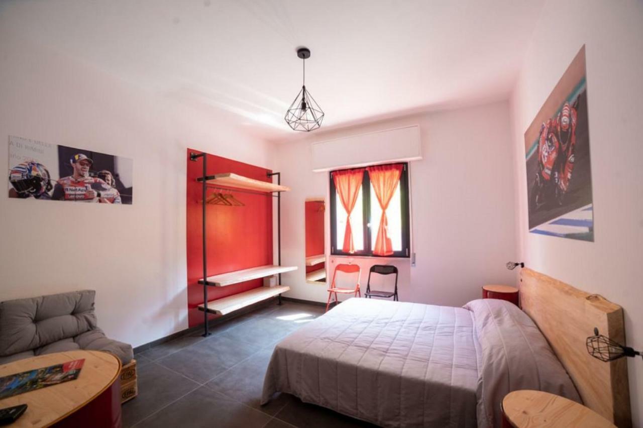 Italian Piston House Sport Moto Rent Bed & Breakfast Millesimo ภายนอก รูปภาพ